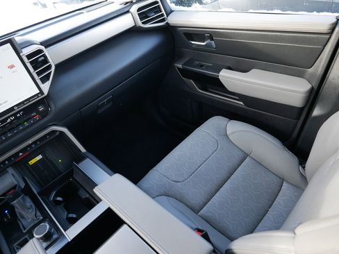 Used 2023 Toyota Sequoia Limited w/ TRD Off-Road Package image 11