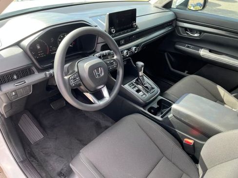Certified 2025 Honda CR-V EX image 4