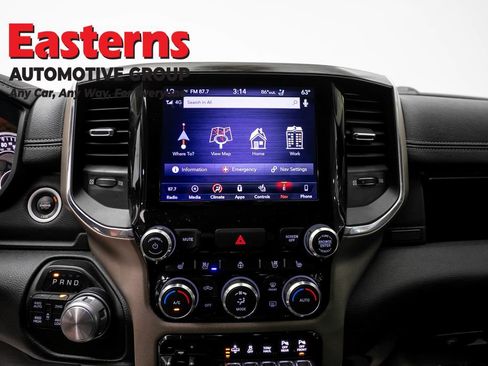 Used 2019 RAM 1500 Laramie AWD/4WD image 12