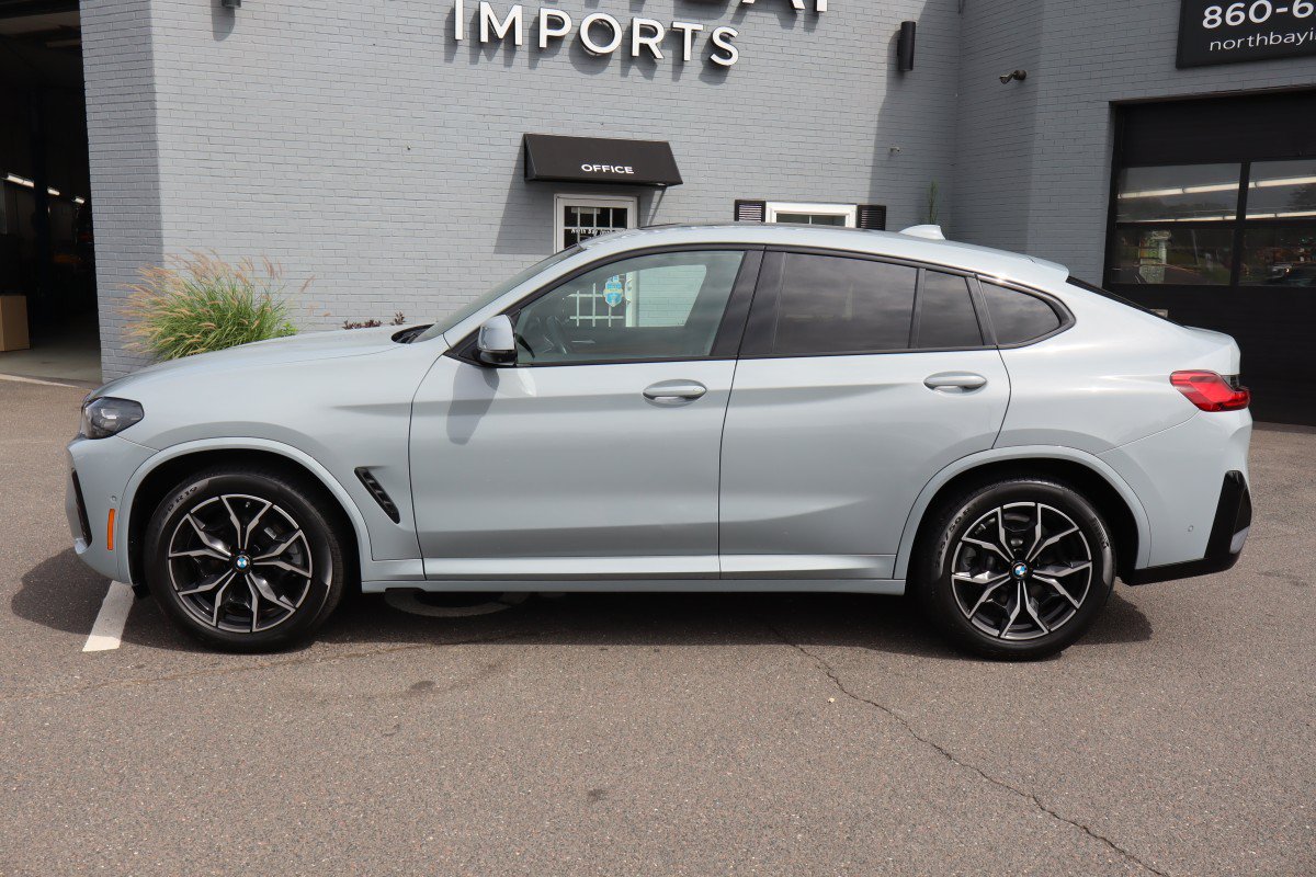 Used 2024 BMW X4 xDrive30i w/ Premium Package AWD/4WD image 9