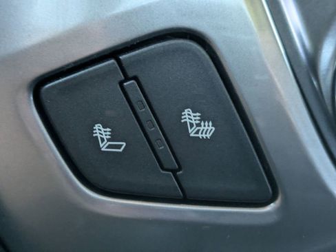 Used 2018 Chevrolet Silverado 1500 LT w/ All Star Edition image 22