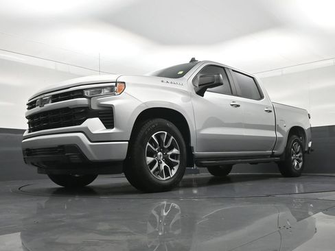 Used 2022 Chevrolet Silverado 1500 RST w/ Convenience Package II RWD image 24