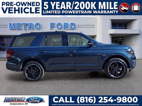 Used 2022 Ford Expedition Limited AWD/4WD image 2