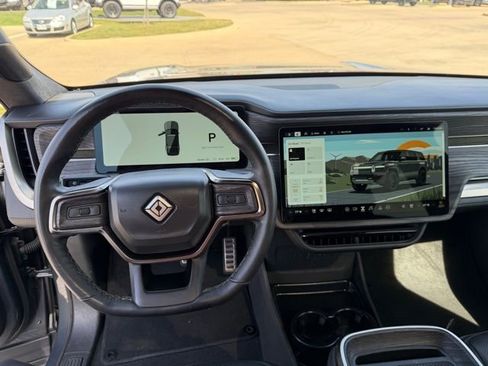Used 2023 Rivian R1S Adventure image 12