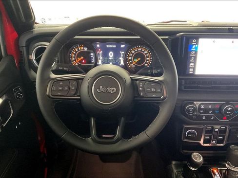 New 2025 Jeep Gladiator Sport image 12