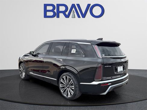 New 2026 Cadillac Vistiq Premium Luxury w/ LPO, Floor Liner Package image 5