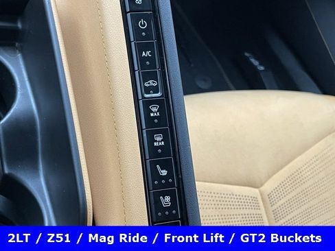Used 2021 Chevrolet Corvette Stingray Preferred Conv w/ Z51 Performance Package image 27