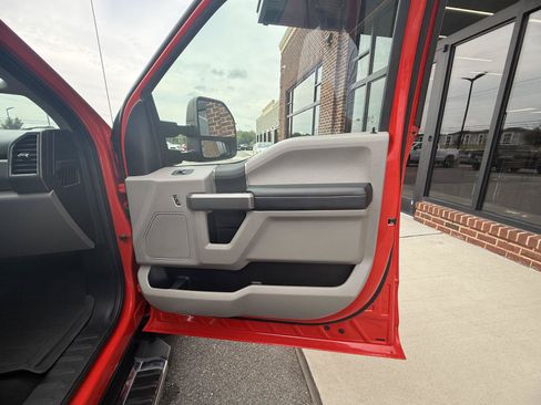 Used 2021 Ford F350 XLT w/ XLT Value Package RWD image 19
