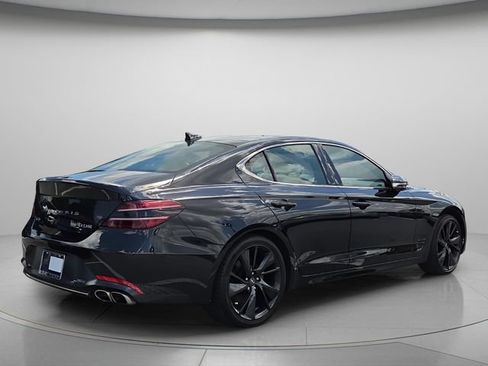 Used 2023 Genesis G70 2.0T w/ Sport Prestige Package RWD image 7