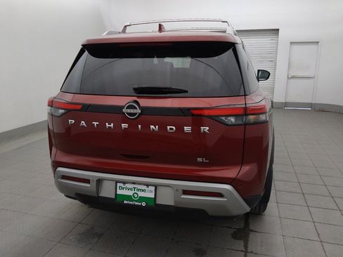 Used 2022 Nissan Pathfinder SL FWD image 7