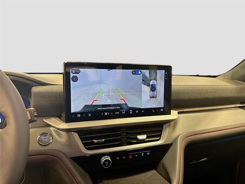 New 2026 Ford Explorer ST-Line w/ ST-Line Street Pack image 13