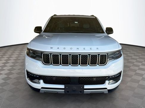 Used 2024 Jeep Wagoneer Series II AWD/4WD image 2