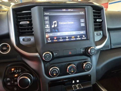 Used 2020 RAM 1500 Big Horn AWD/4WD image 7