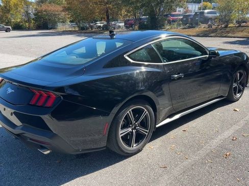 Used 2024 Ford Mustang Coupe image 53