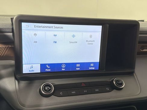 Used 2024 Ford Maverick Lariat FWD image 4