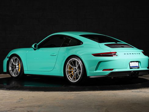 Used 2018 Porsche 911 GT3 RWD image 3