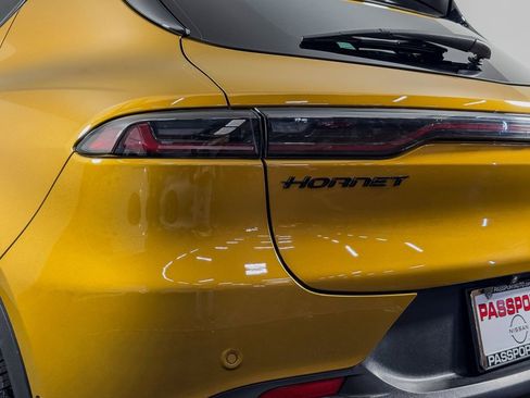 Used 2024 Dodge Hornet GT image 9