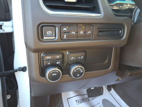 Used 2022 Chevrolet Tahoe LT image 12