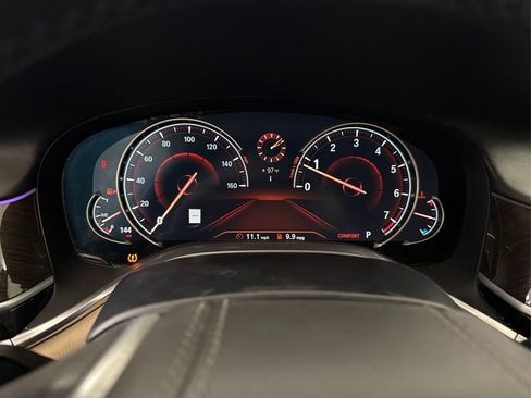 Used 2017 BMW 740i RWD image 38