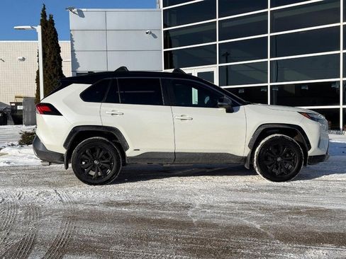 Used 2022 Toyota RAV4 XSE image 2