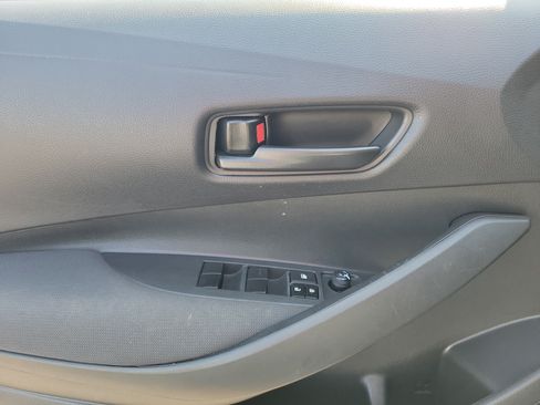 Used 2024 Toyota Corolla LE FWD image 17