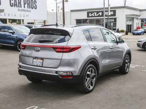 Used 2022 Kia Sportage EX image 8
