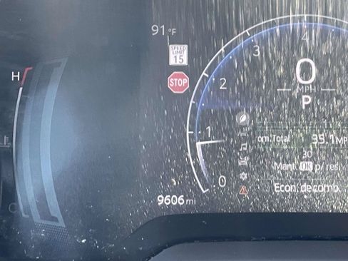 Used 2026 Toyota Corolla LE FWD image 22
