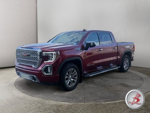 Used 2021 GMC Sierra 1500 Denali w/ Driver Alert Package II AWD/4WD image 3