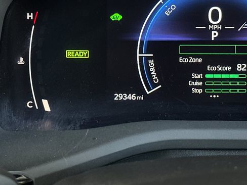 Used 2025 Toyota Camry SE w/ Multimedia Upgrade Package FWD image 24
