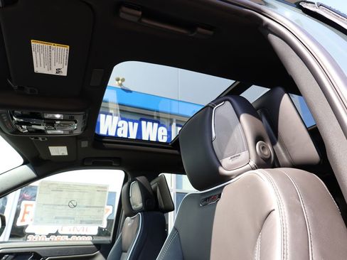 New 2026 GMC Yukon AT4 Ultimate AWD/4WD image 25