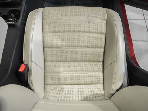Used 2025 Honda CR-V EX-L image 31