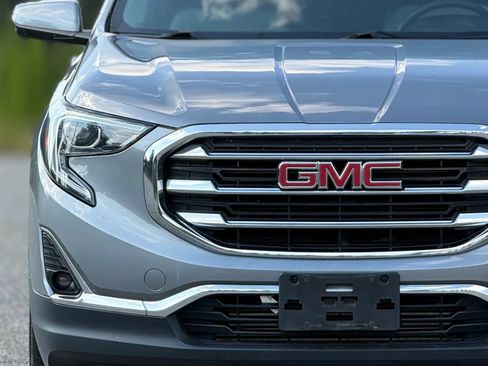 Used 2018 GMC Terrain SLT w/ Preferred Package FWD image 11