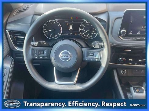 Certified 2021 Nissan Rogue SV image 14