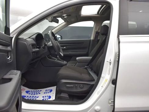 Used 2024 Honda CR-V EX image 14