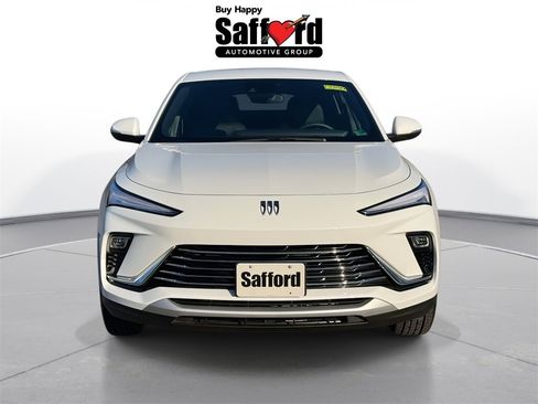 Used 2024 Buick Envista Preferred image 7