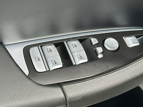 Used 2022 BMW X3 sDrive30i w/ M Sport Package 2 image 11