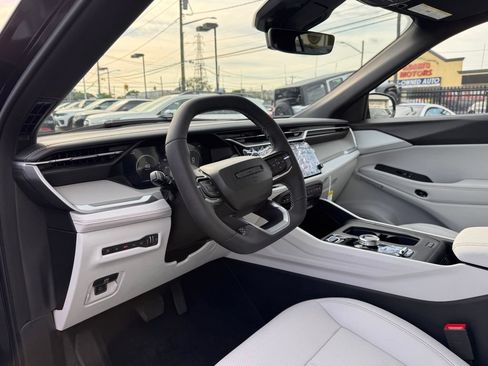 New 2026 Jeep Cherokee Limited AWD/4WD image 13