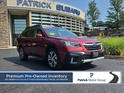 Used 2022 Subaru Outback Limited AWD/4WD image 1
