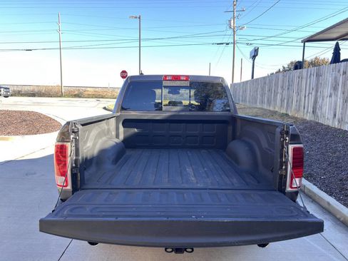 Used 2016 RAM 1500 Limited image 8