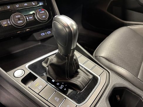 Used 2021 Volkswagen Jetta SE image 37