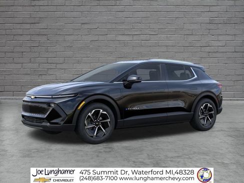 New 2026 Chevrolet Equinox EV LT FWD image 2