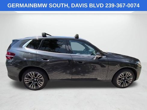 Used 2025 BMW X3 xDrive30i w/ Premium Package AWD/4WD image 3