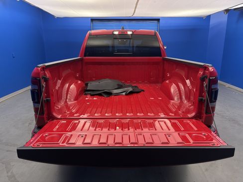 Used 2024 RAM 1500 Laramie AWD/4WD image 31