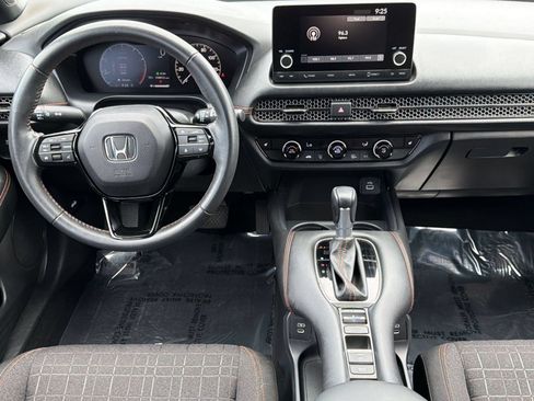 Used 2024 Honda HR-V Sport image 27