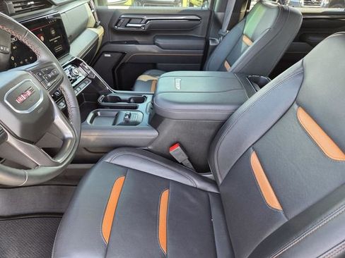 Used 2025 GMC Sierra 2500 AT4 w/ AT4 Premium Plus Package AWD/4WD image 27