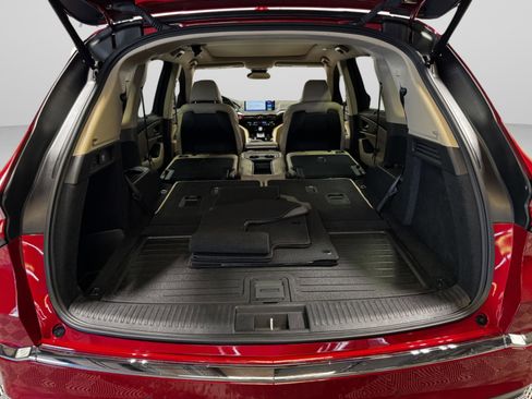 Certified 2023 Acura MDX FWD w/ Technology Package image 36