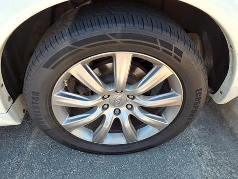 Used 2014 INFINITI QX80 4WD w/ Theater Package image 12