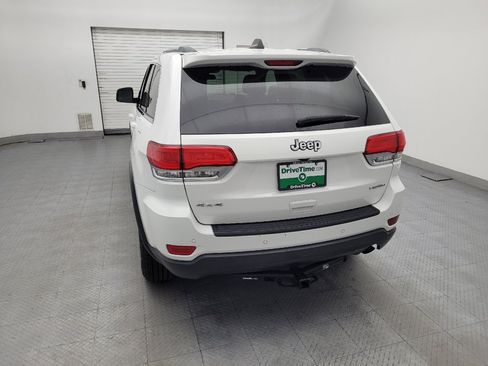 Used 2019 Jeep Grand Cherokee Laredo w/ Security & Convenience Group AWD/4WD image 6