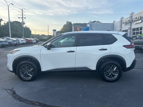 Used 2023 Nissan Rogue S AWD/4WD image 5