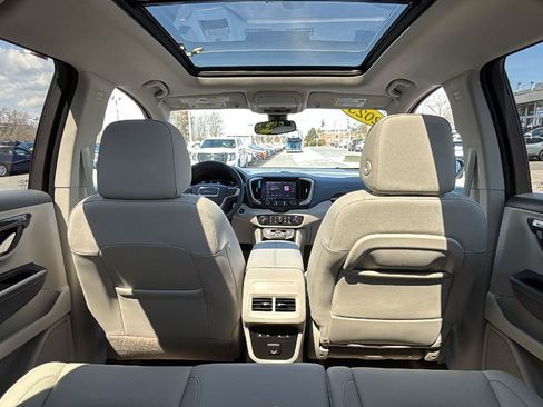 Used 2023 GMC Terrain Denali w/ Denali Premium Package AWD/4WD image 32
